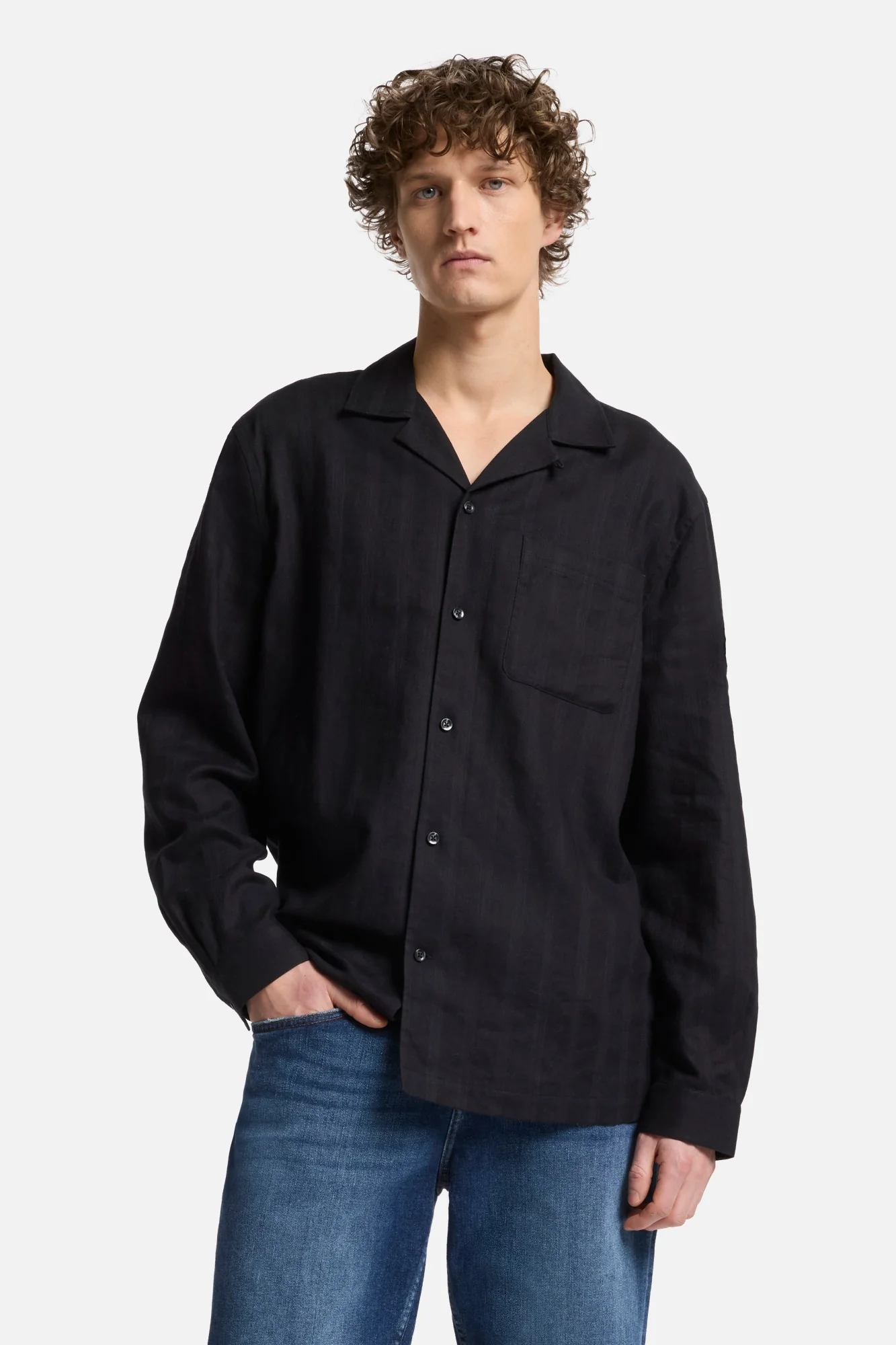 Linen Blend Long Sleeve Camp Shirt in Black - Image 3