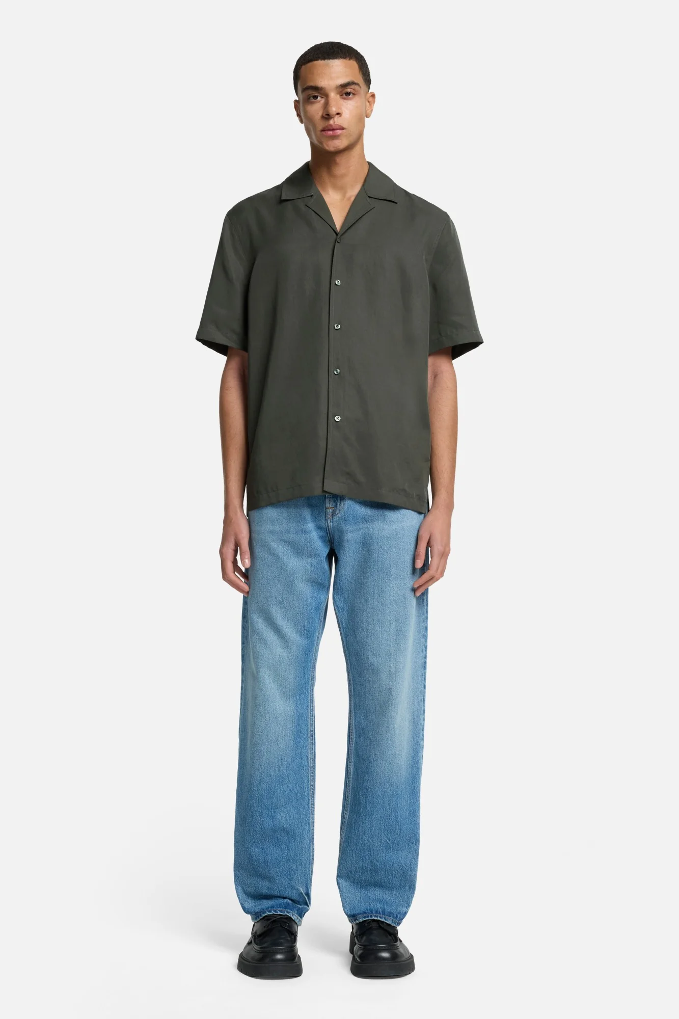 Lyocell Camp Shirt in Forest - Image 2