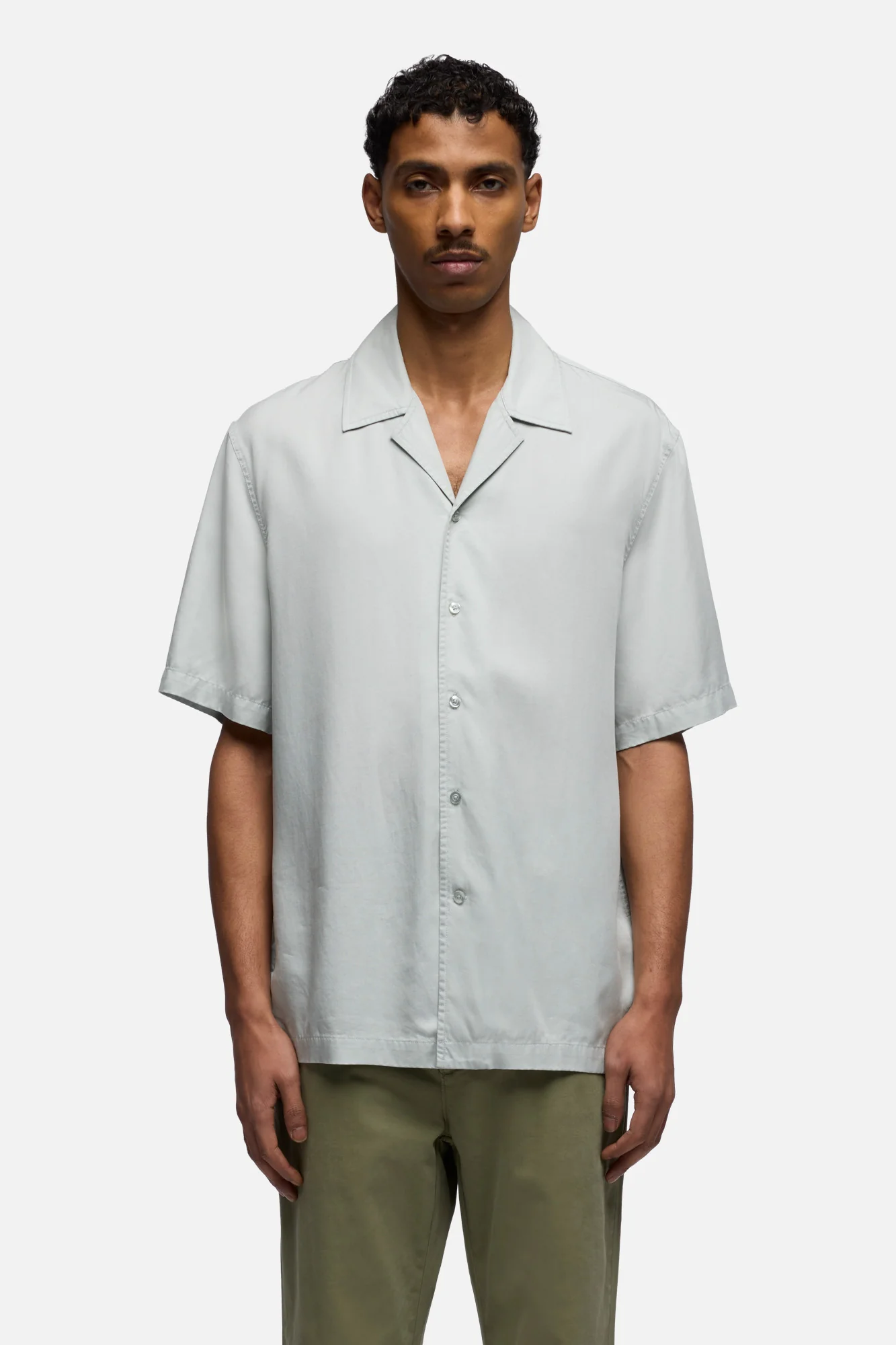 SHORT SLEEVE CAMP SHIRT in Fluid Dusty Blue - Image 3