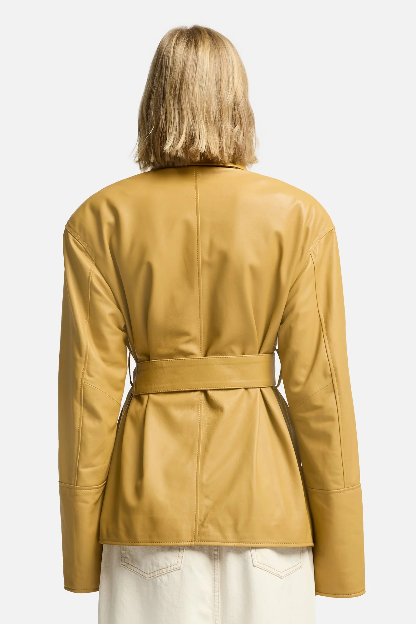 Sahariana Leather Cropped Trench in Honey - Image 5
