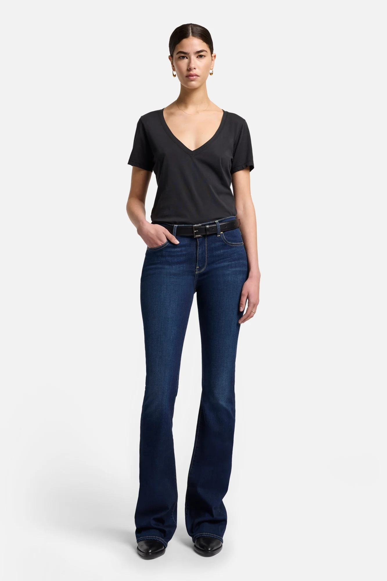 Pima Cotton Easy V-Neck Tee in Moonless Night