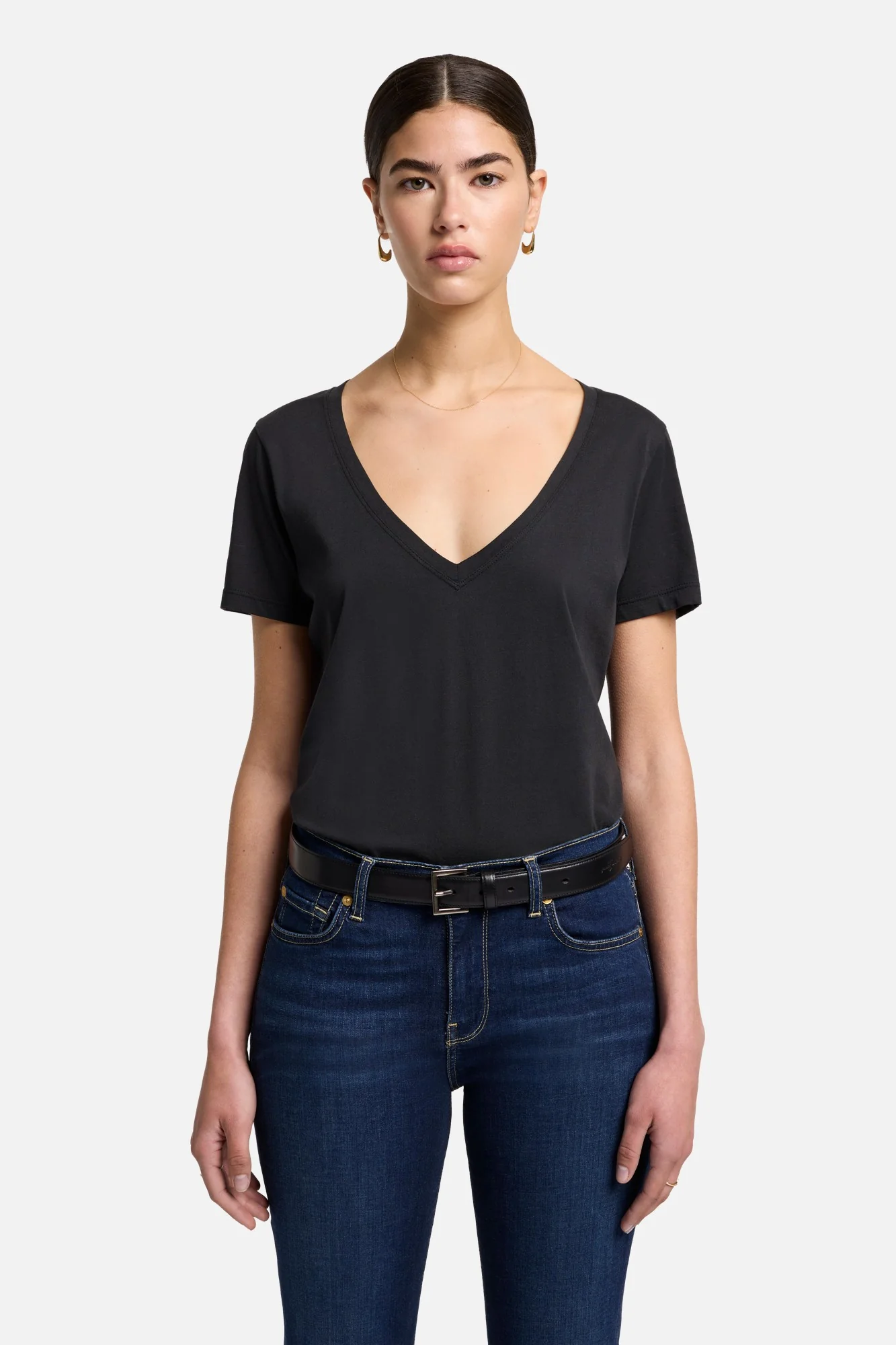 Pima Cotton Easy V-Neck Tee in Moonless Night - Image 2