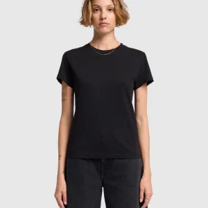 Basic Tee in Black