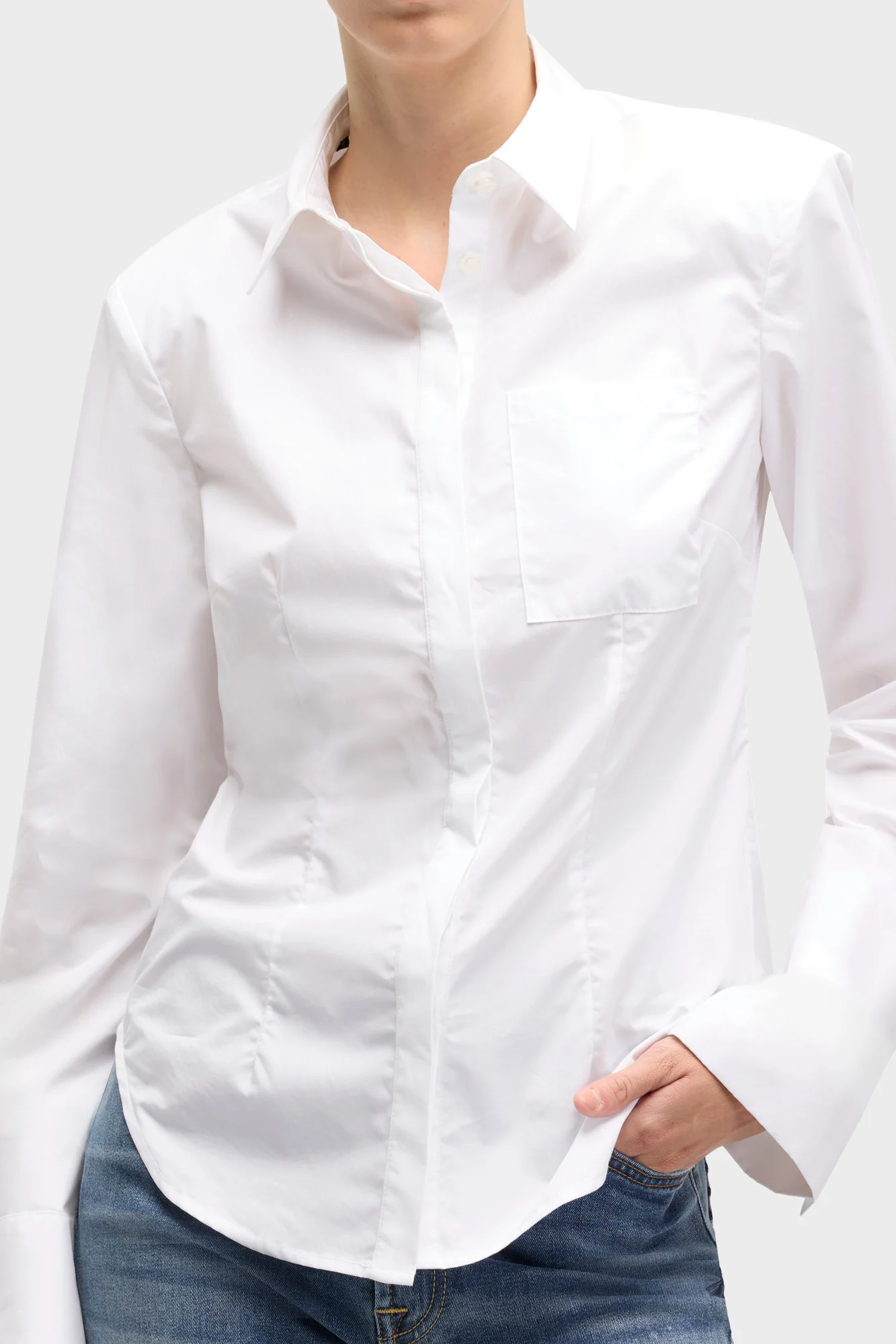 Poplin Fitted Shirt in White - Image 4