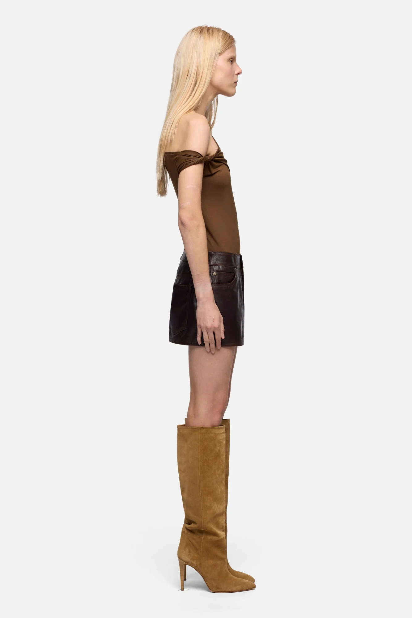 MINI SKIRT in Leather Vintage Brown - Image 6