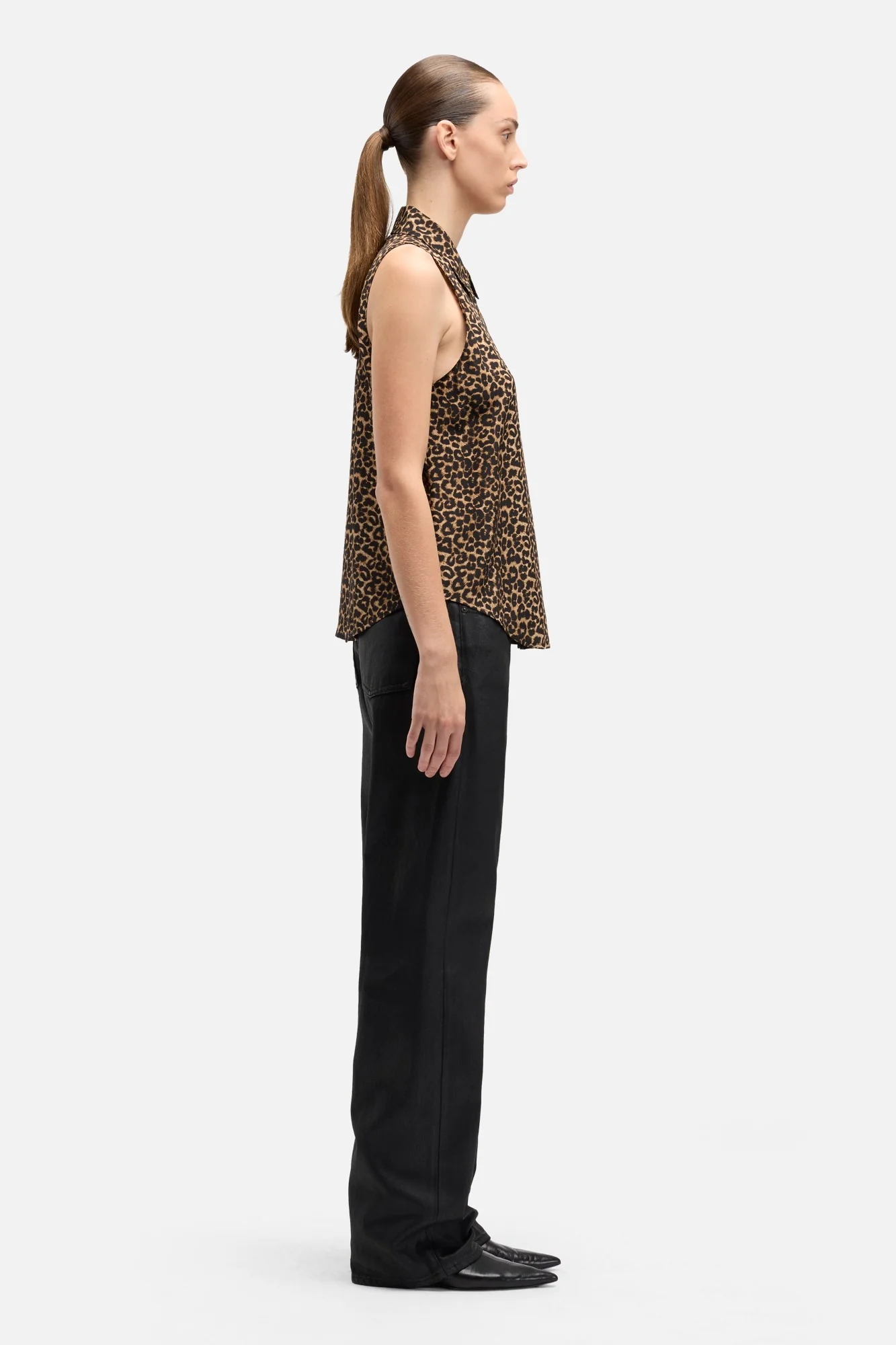 Sleeveless Silk Button Down in Leo - Image 6