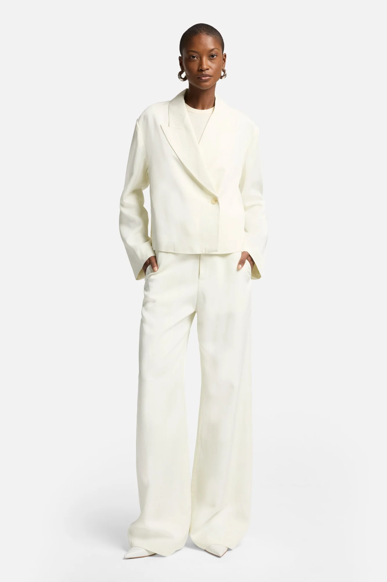 Cropped Linen Blend Blazer in Ivory - Image 2