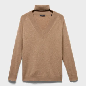 LARGE RIB V-NECK SWEATER in Cashmere Sandcastle
