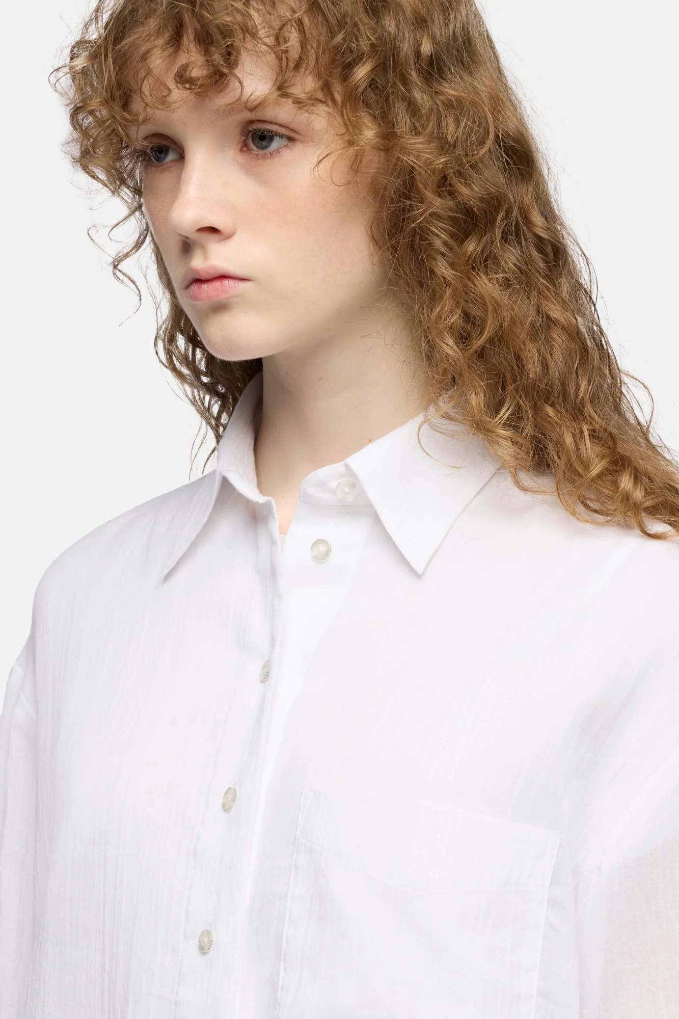 OVERSIZE BUTTON DOWN SHIRT in Cotton Voile Optical White - Image 4