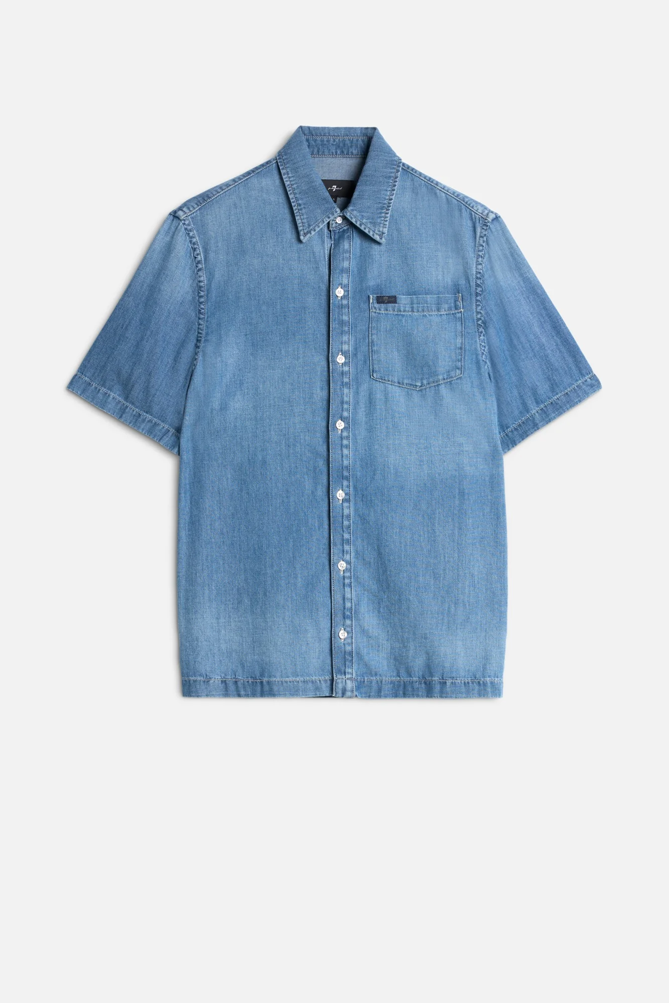 SHORT SLEEVE BUTTON UP SHIRT in Denim Gold River
