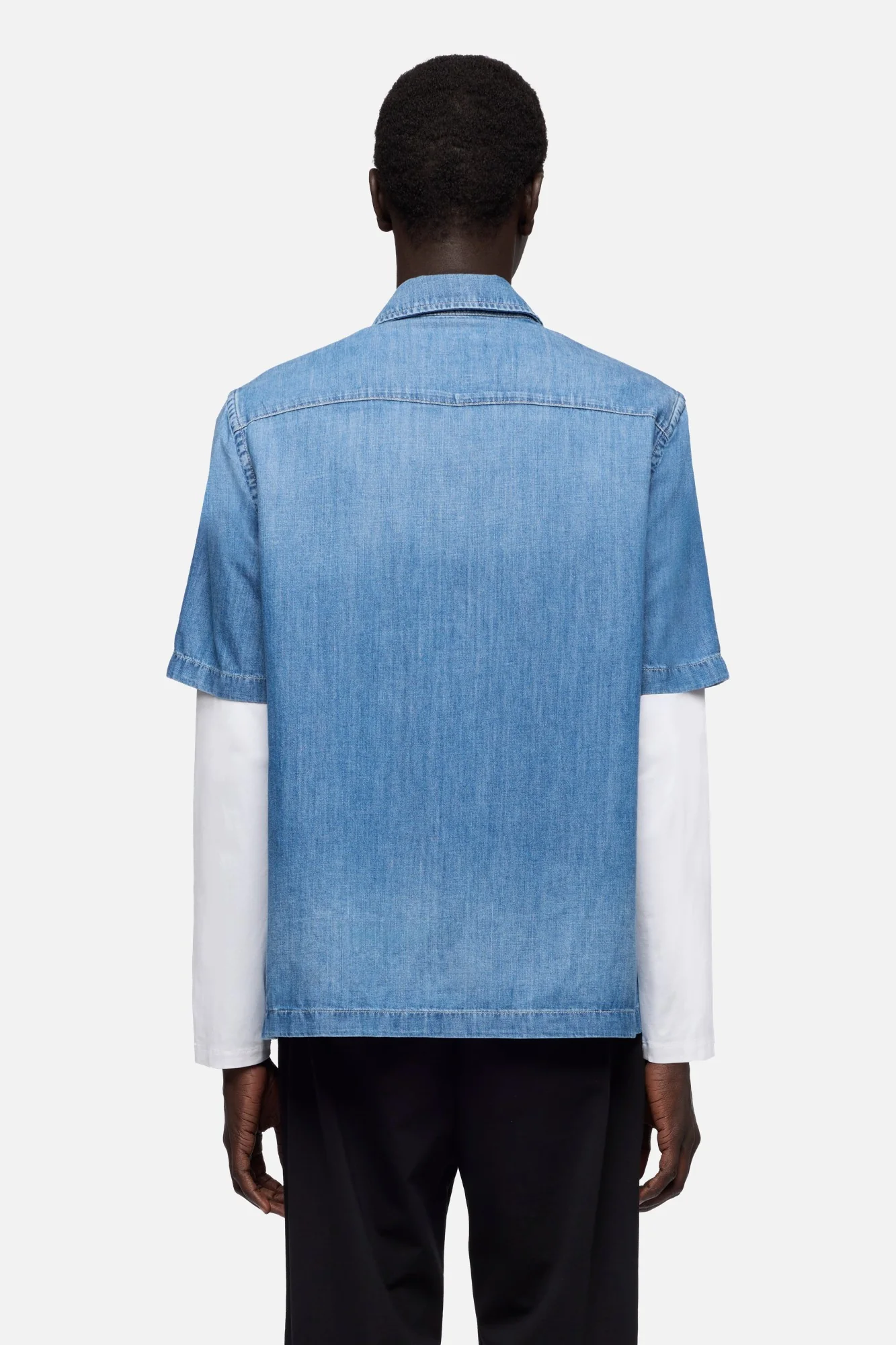 SHORT SLEEVE BUTTON UP SHIRT in Denim Gold River - Image 5