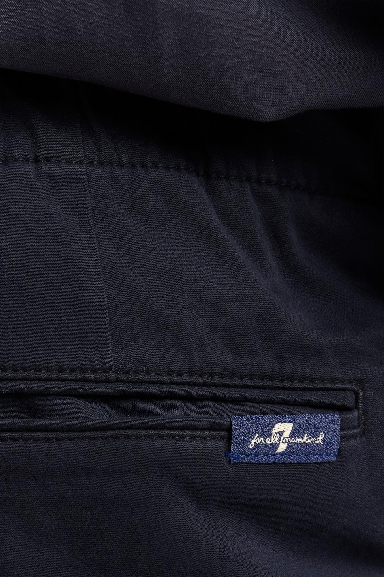 STRAIGHT CHINO in Luxe Performance Sateen Navy - Image 4