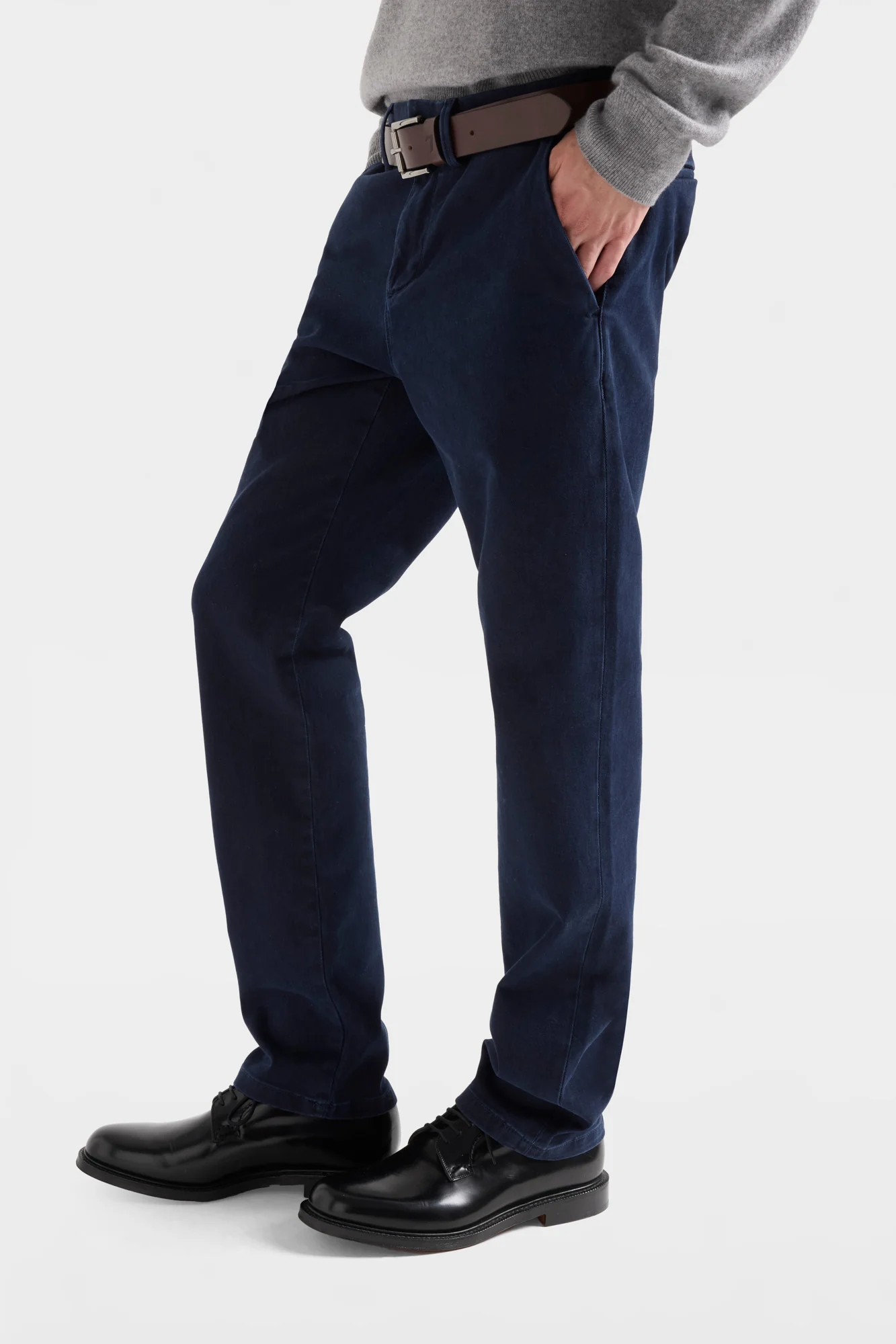 SLIMMY CHINO in Dusk Smoke - Image 6