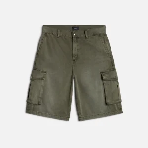 WIDE CARGO SHORT in Luxe Performance Sateen Sunfaded Moss