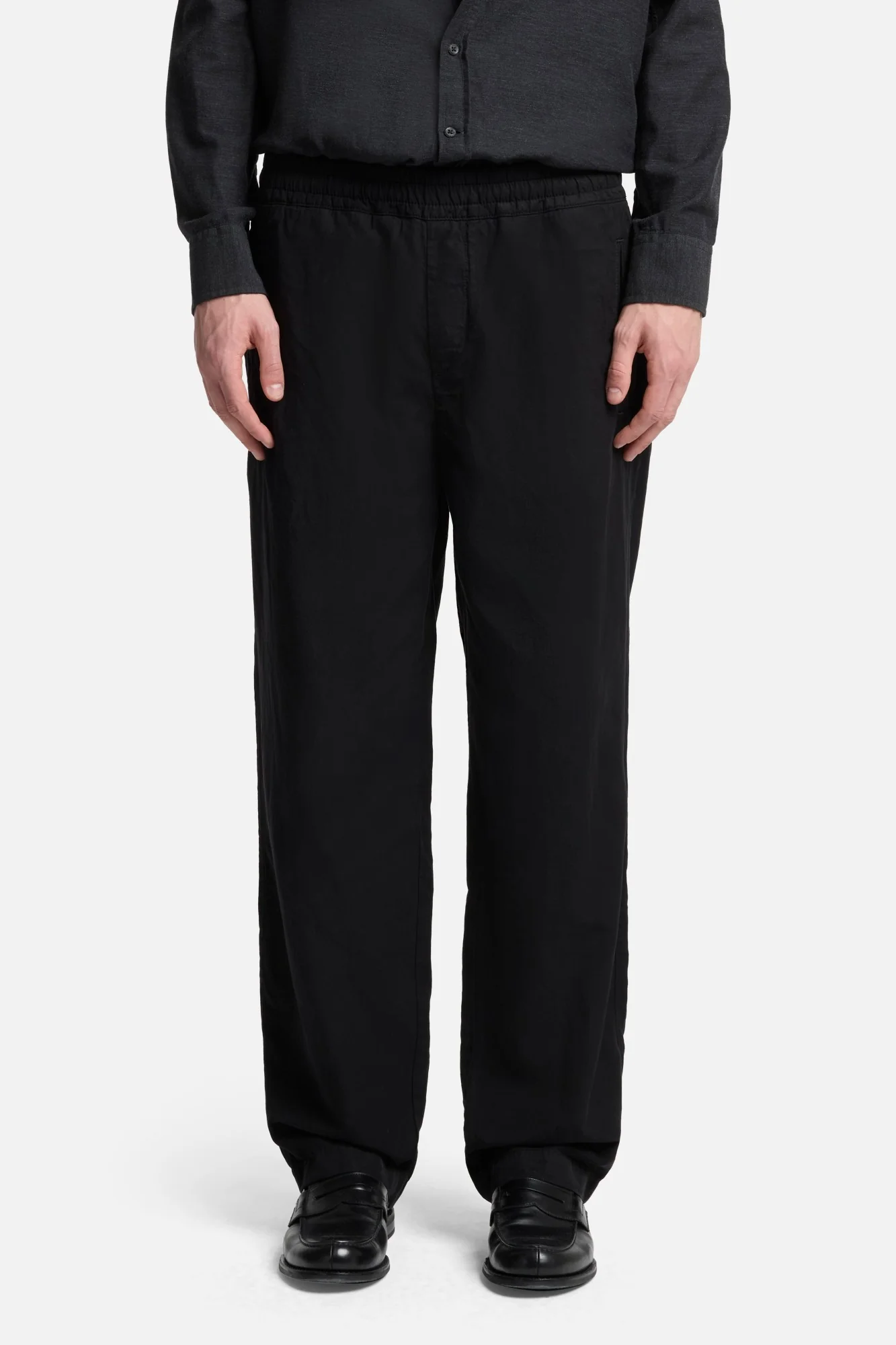 Linen Blend Jogger Pant in Black - Image 3