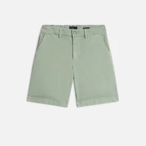 CHINO SHORT in Luxe Performance Sateen Leaf