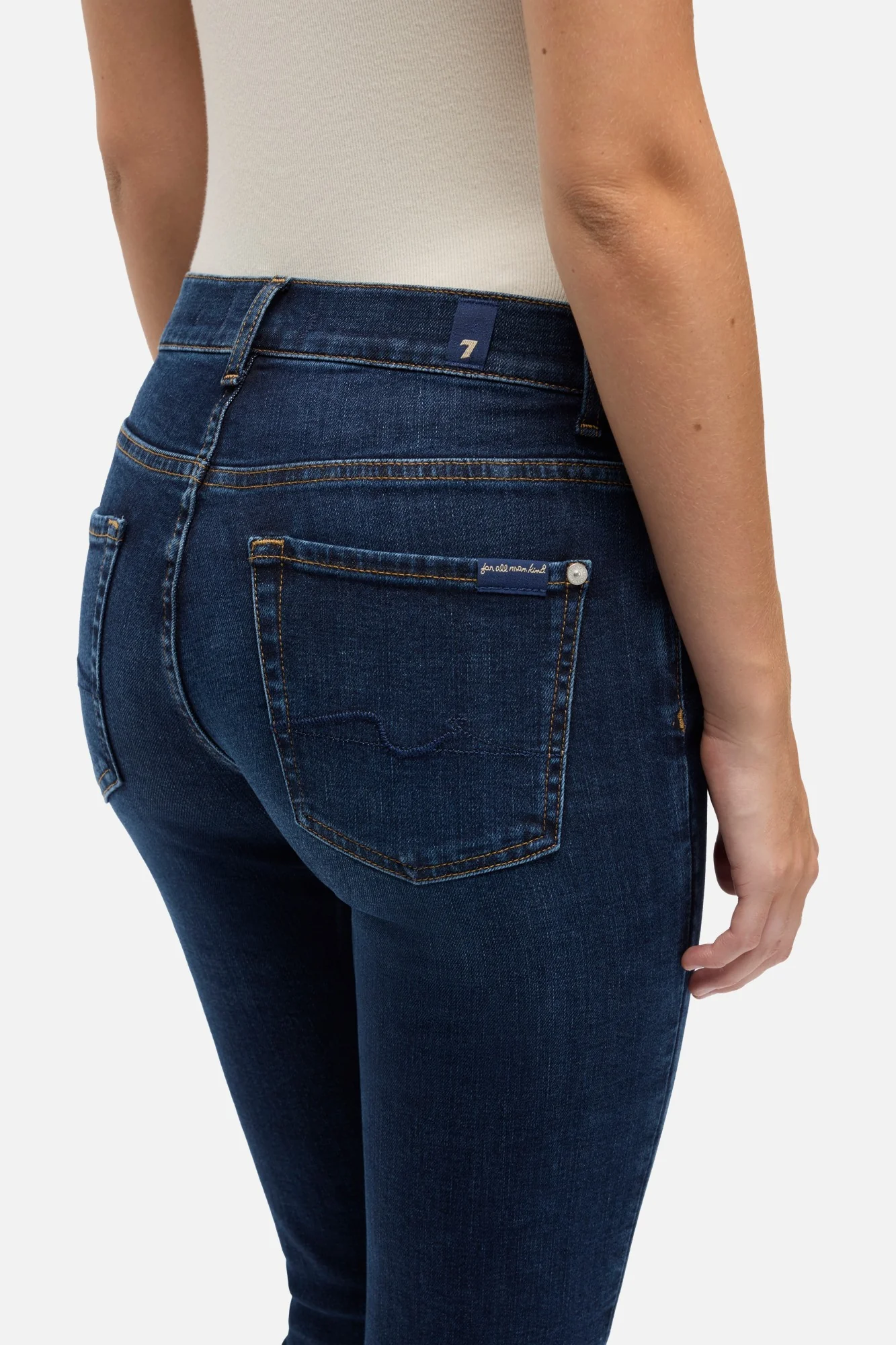 BOOTCUT in Slim Illusion Midnight Fade - Image 4