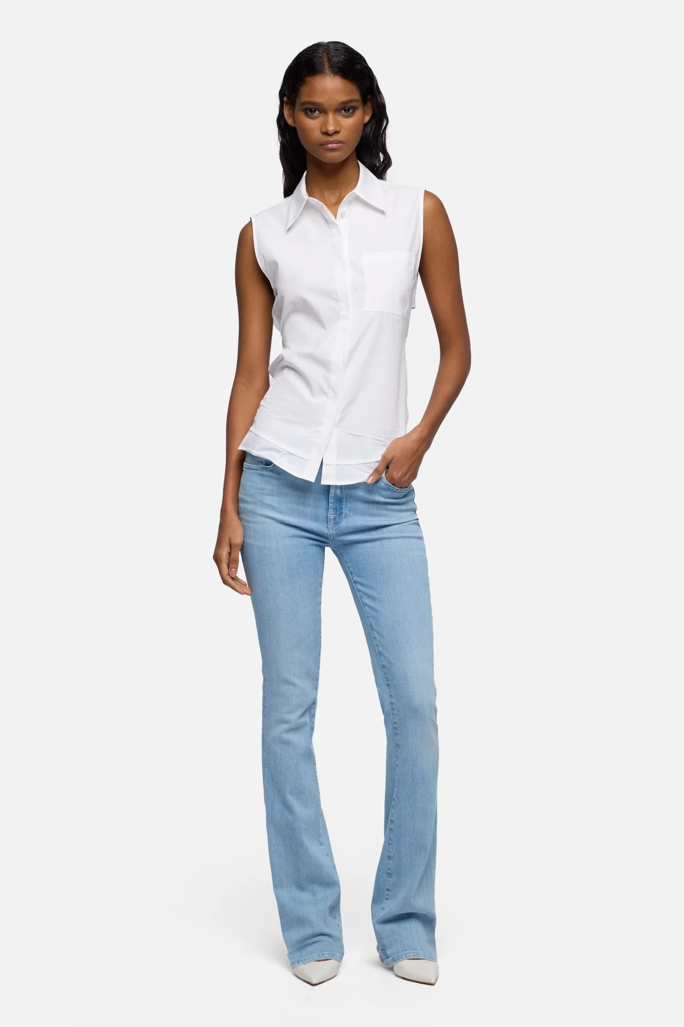 EMBELLISHED POCKET BOOTCUT in Slim Illusion Indigo Bloom - Image 2