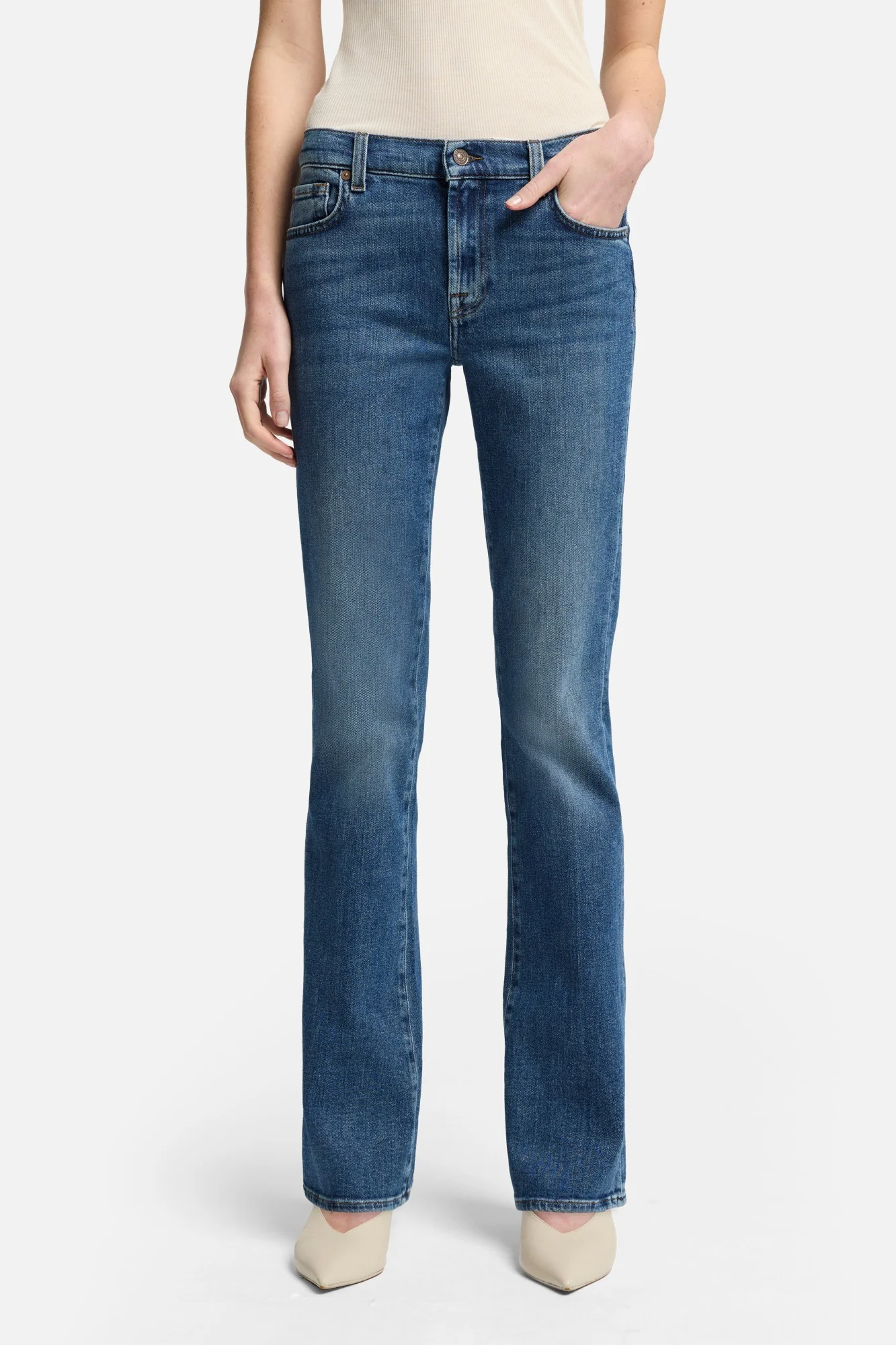 Bootcut in Sacramento - Image 3