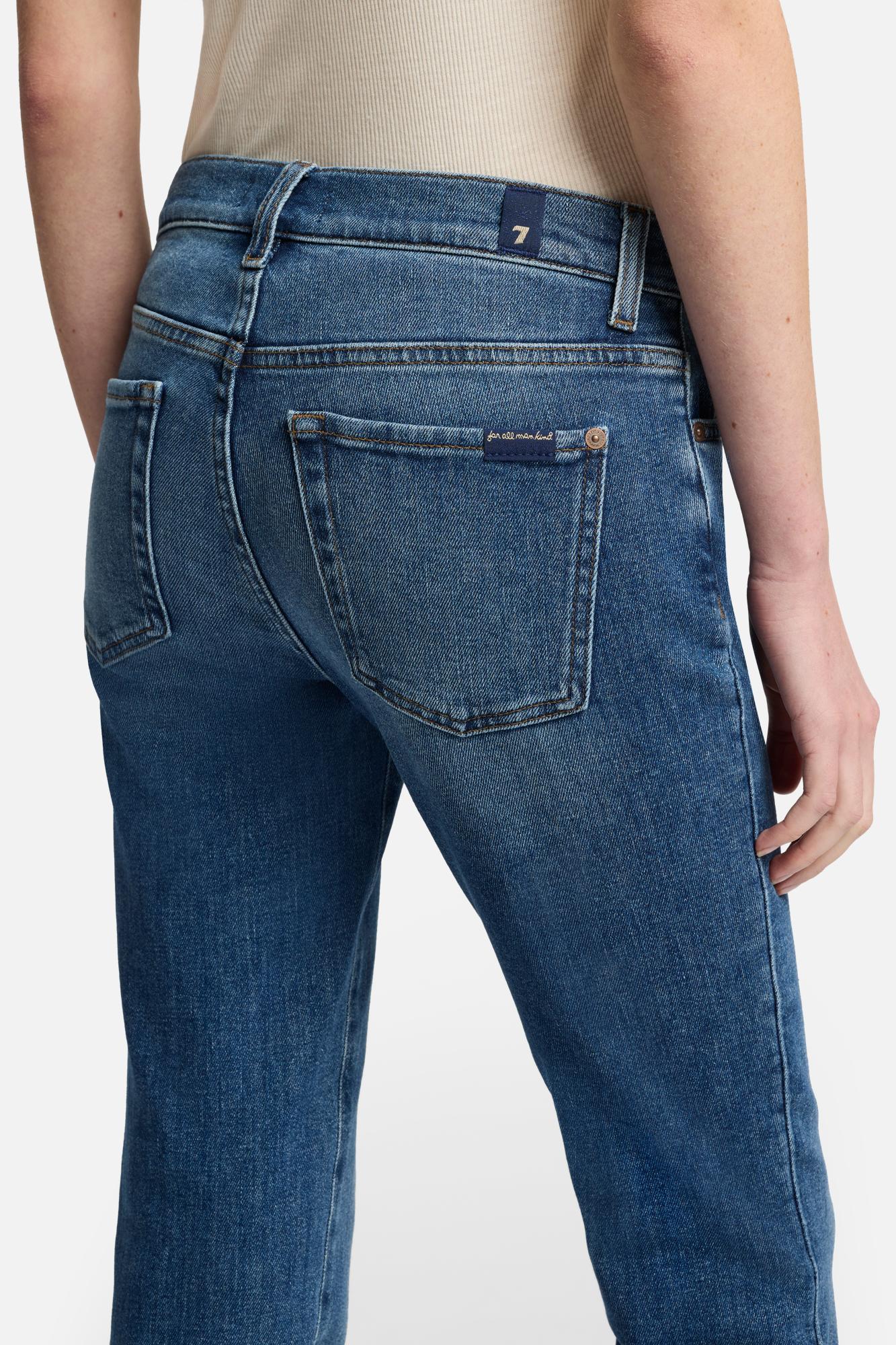 Bootcut in Sacramento - Image 4