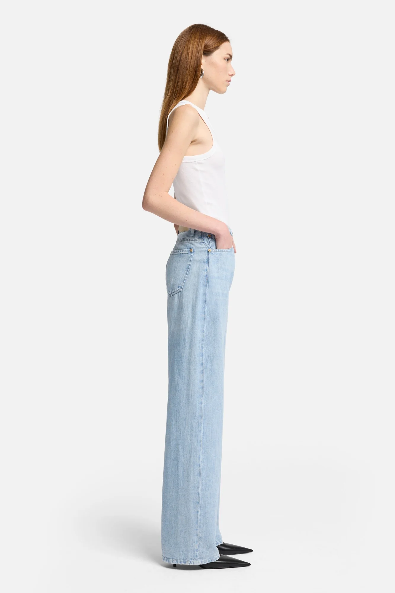Indigo Linen Tess Trouser in Kansas - Image 6