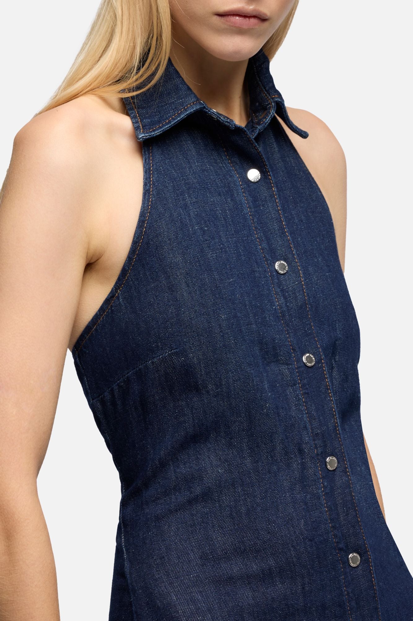 HALTER MAXI DRESS in Indigo Linen Blossom - Image 4