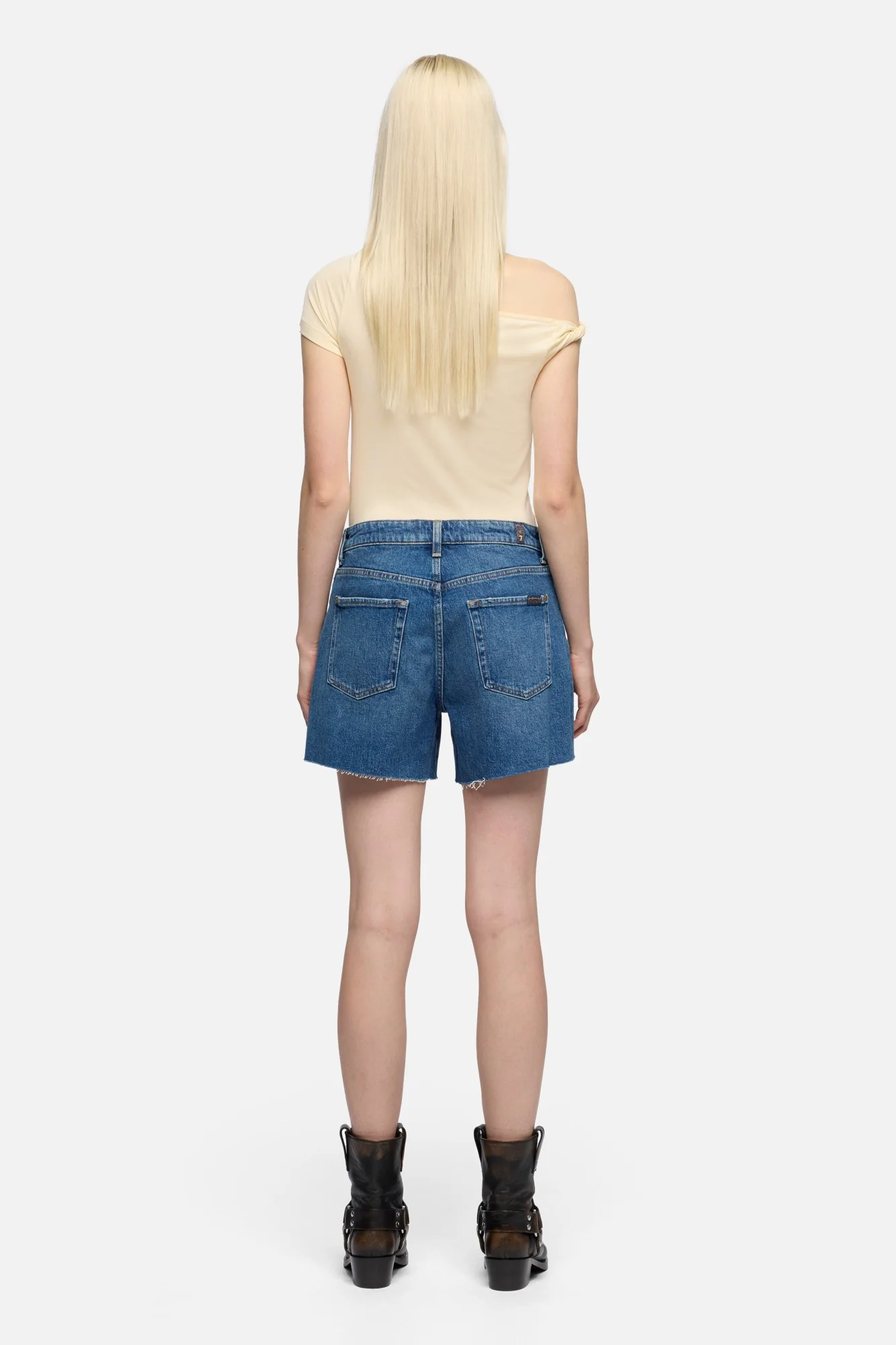 MONROE LONG SHORT in MANKIND Explorer - Image 5