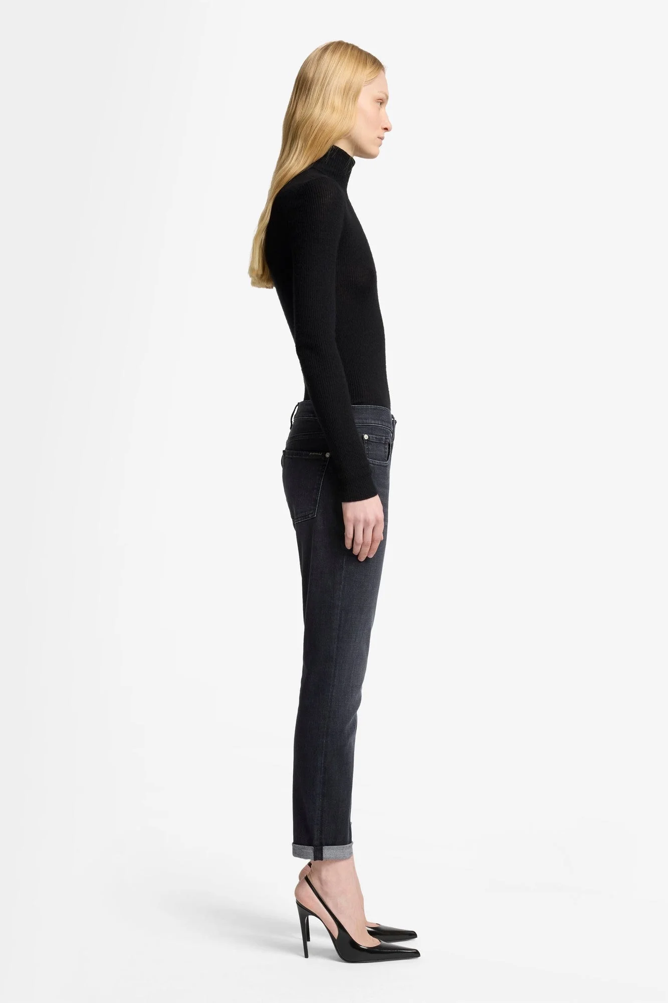 RELAXED SKINNY in Slim Illusion Blacky - Image 6