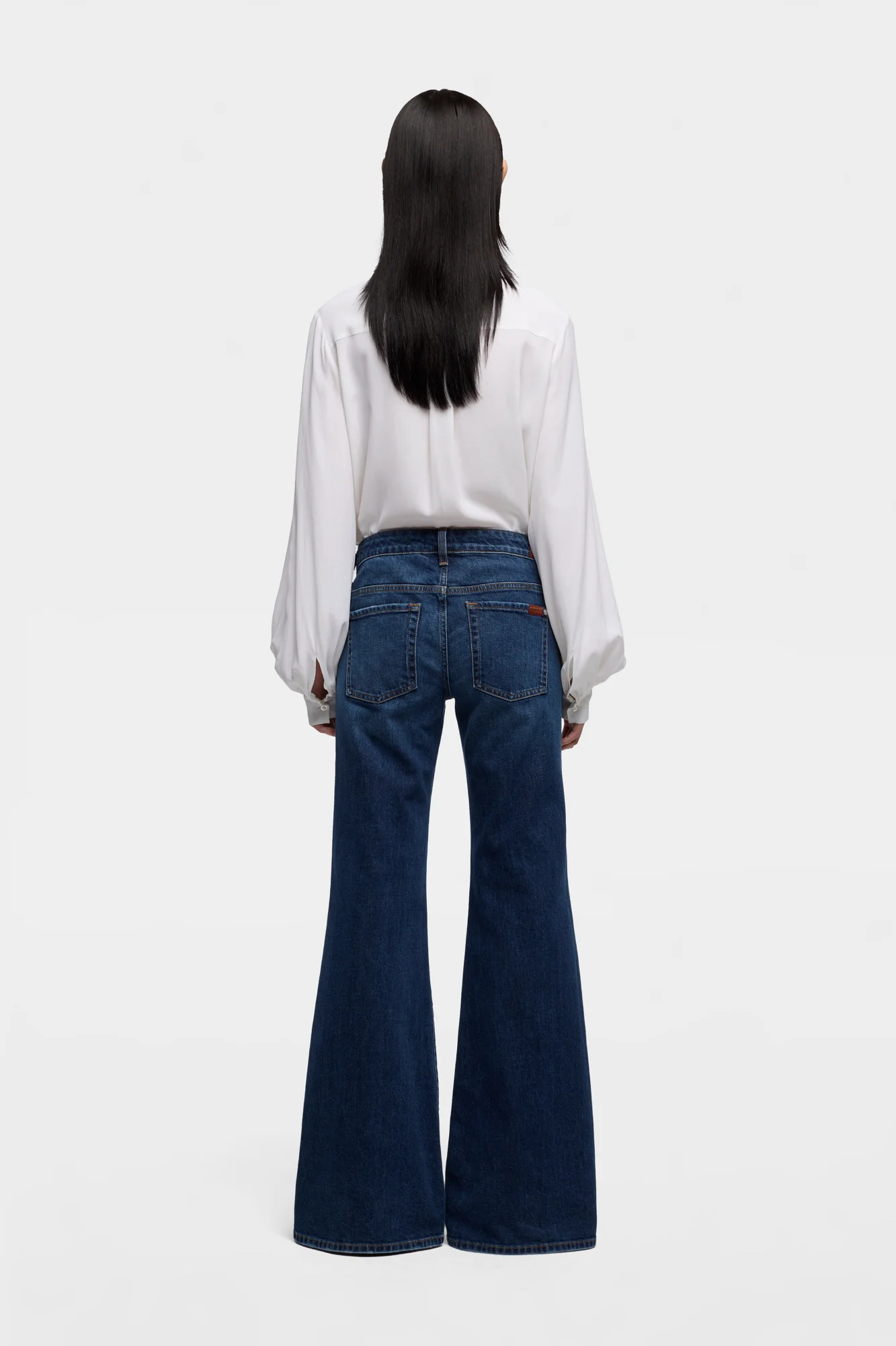 LOW FLARE in Denim Indiglow - Image 5