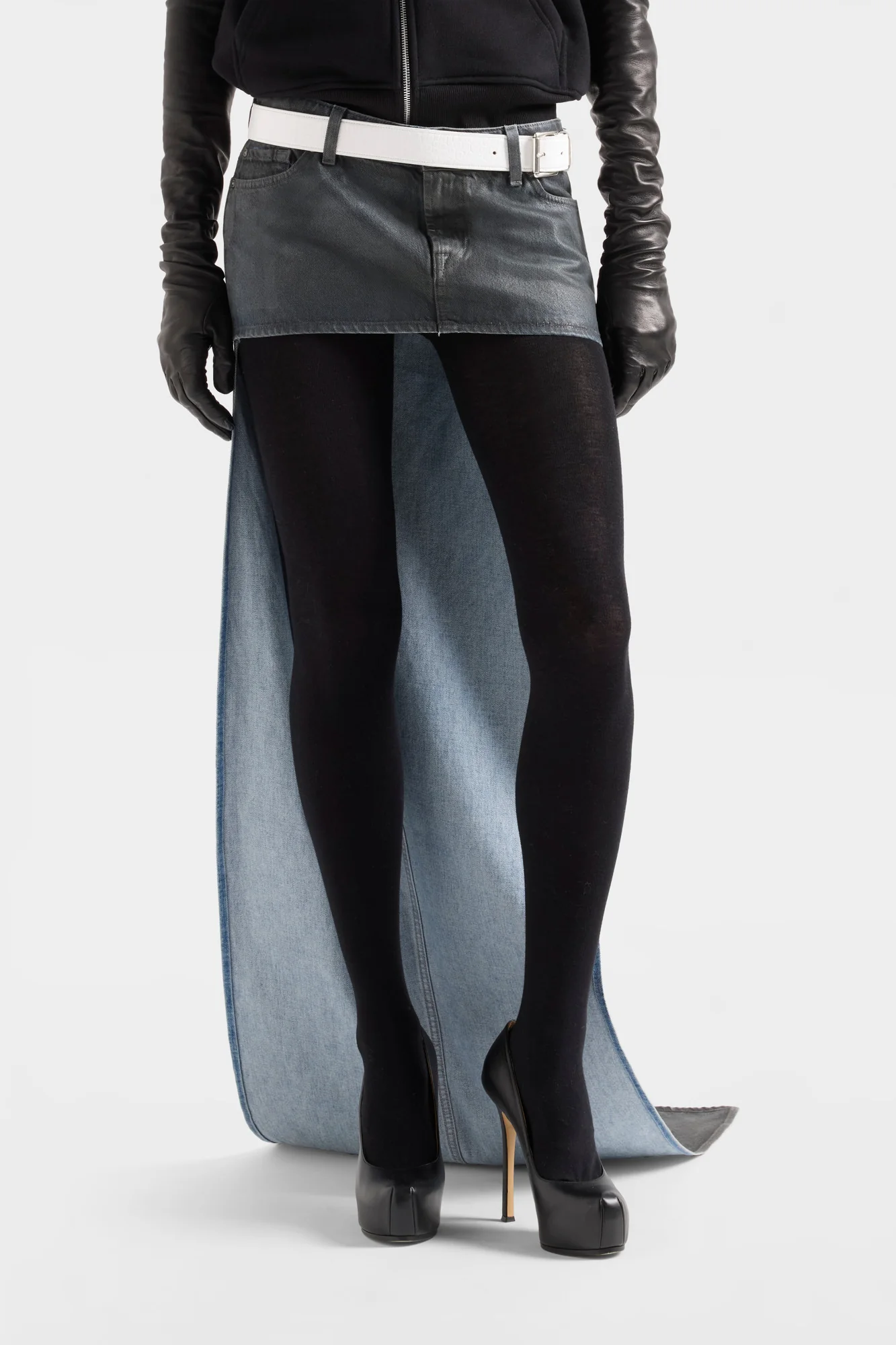 ASYMETRIC MINI SKIRT in Denim Nolita - Image 3
