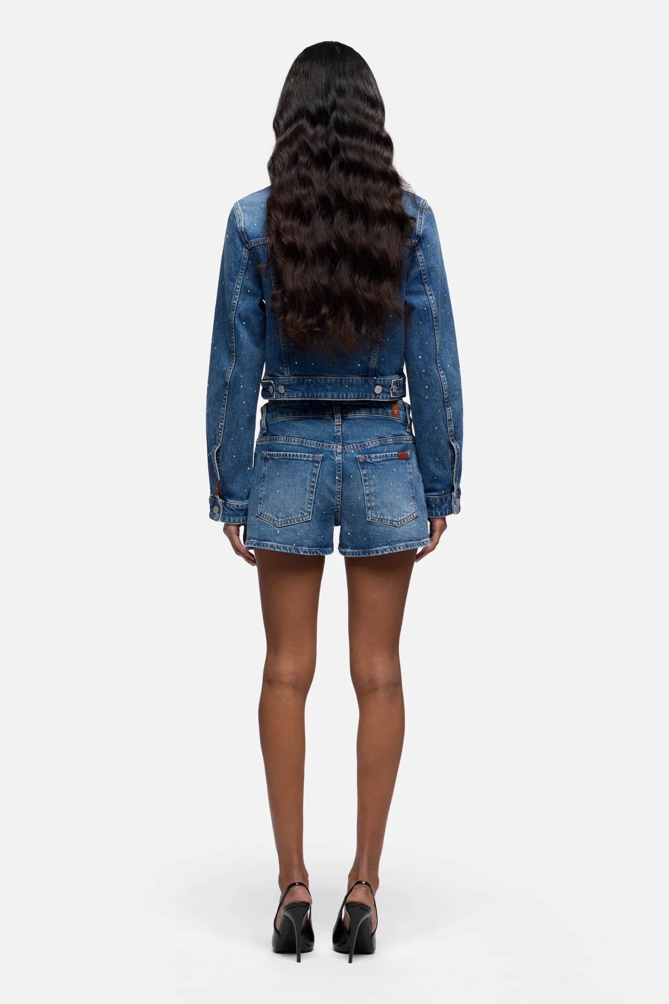 EMBELLISHED SHORT in Comfort Blue Shine - Image 5