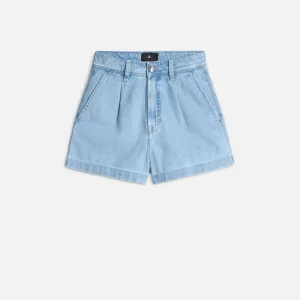 Weightless Pleated Denim Short in Hana